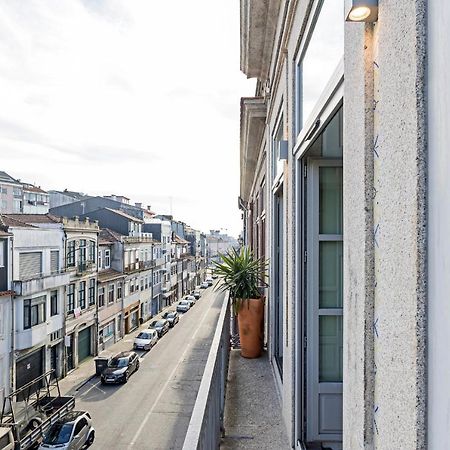 Palacio Fenizia - Bonfim 191 By Lovelystay Πόρτο Εξωτερικό φωτογραφία